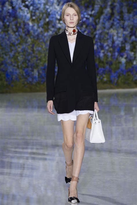 dior spring 2016|christian dior fashion show 2016.